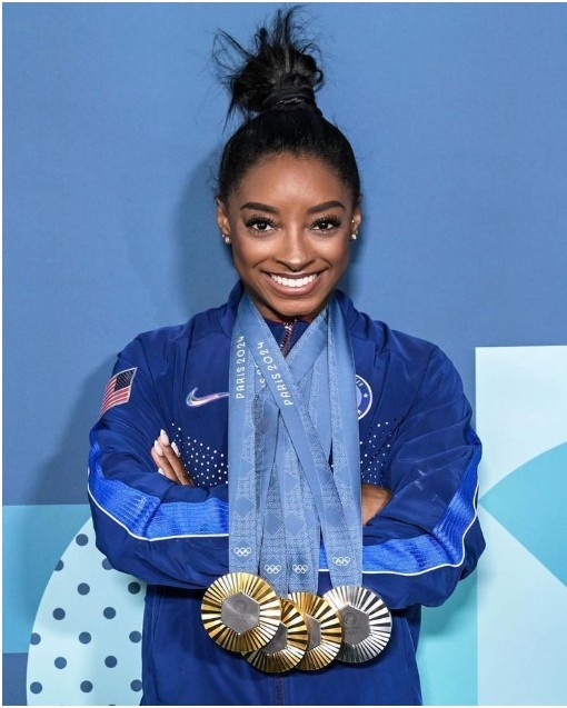  Simone Biles